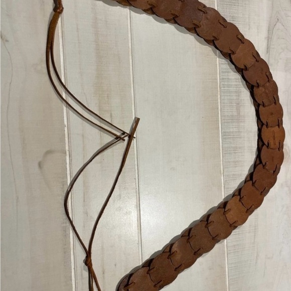 Fossil Genuine distressed Leather Laced rings belt size small - Picture 5 of 5